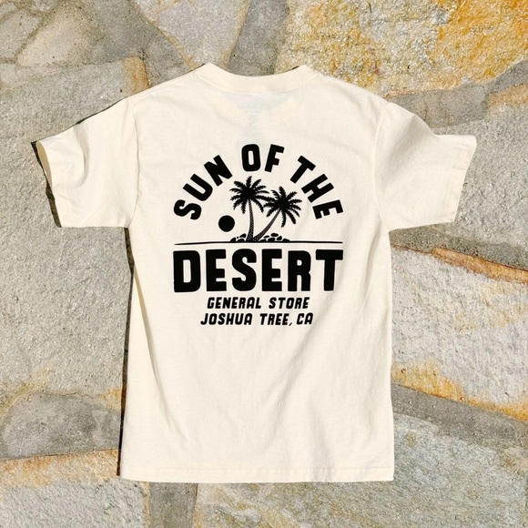 Tops - *NWT* Sun of the Desert 29 Palms Snake T-Shirt